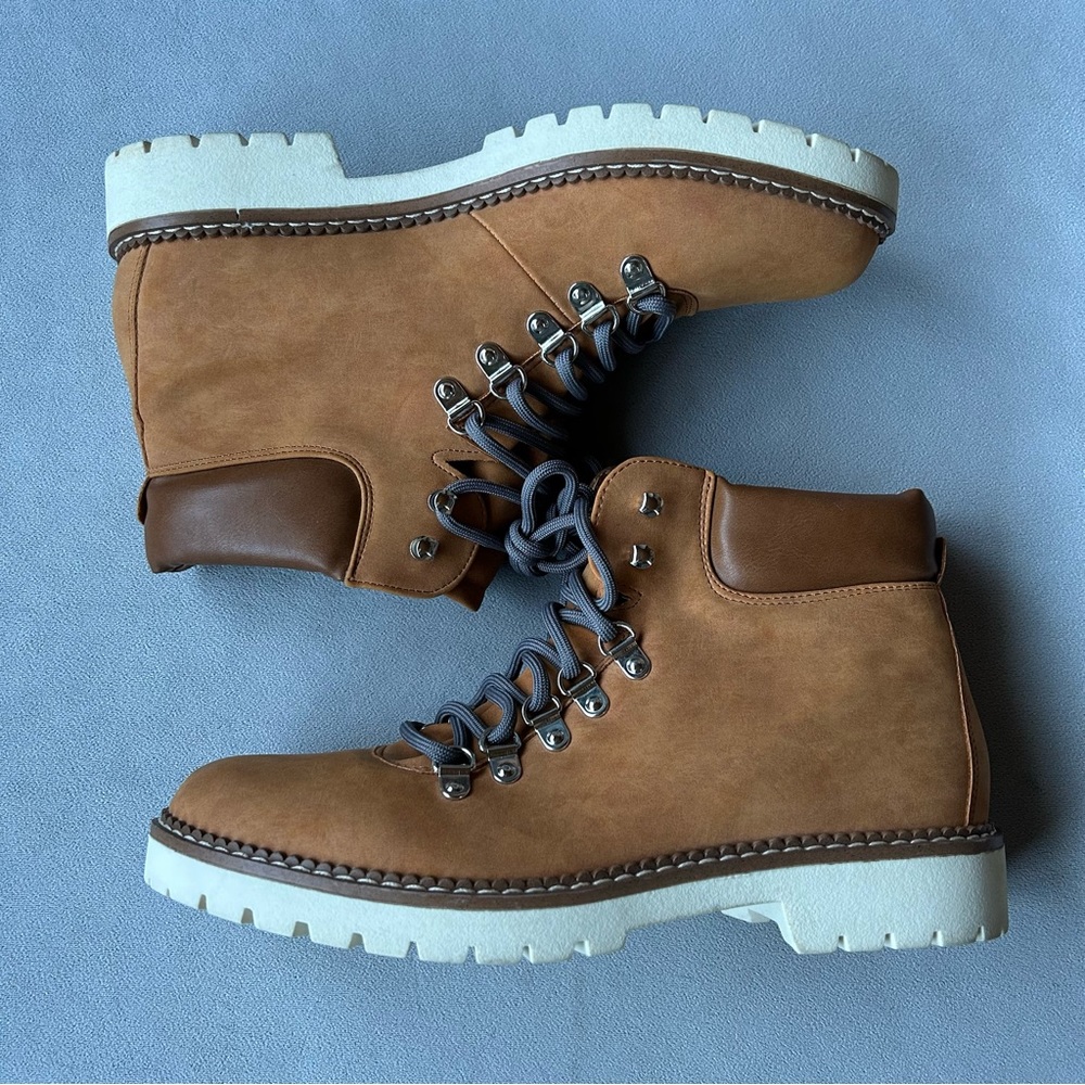 Steve Madden ~ Lace Up Vegan Leather Boots ~ Women’s Size 11